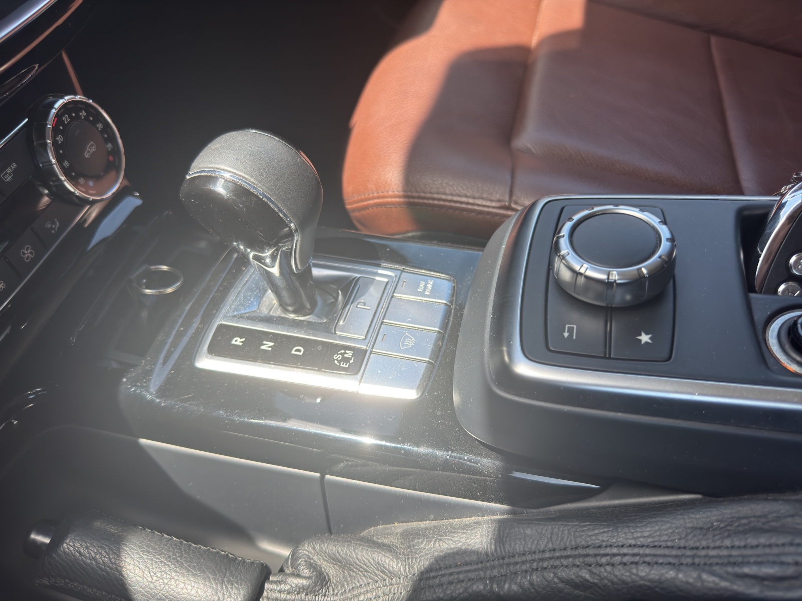 MERCEDES-BENZ G 500 7G-Tronic-image-25