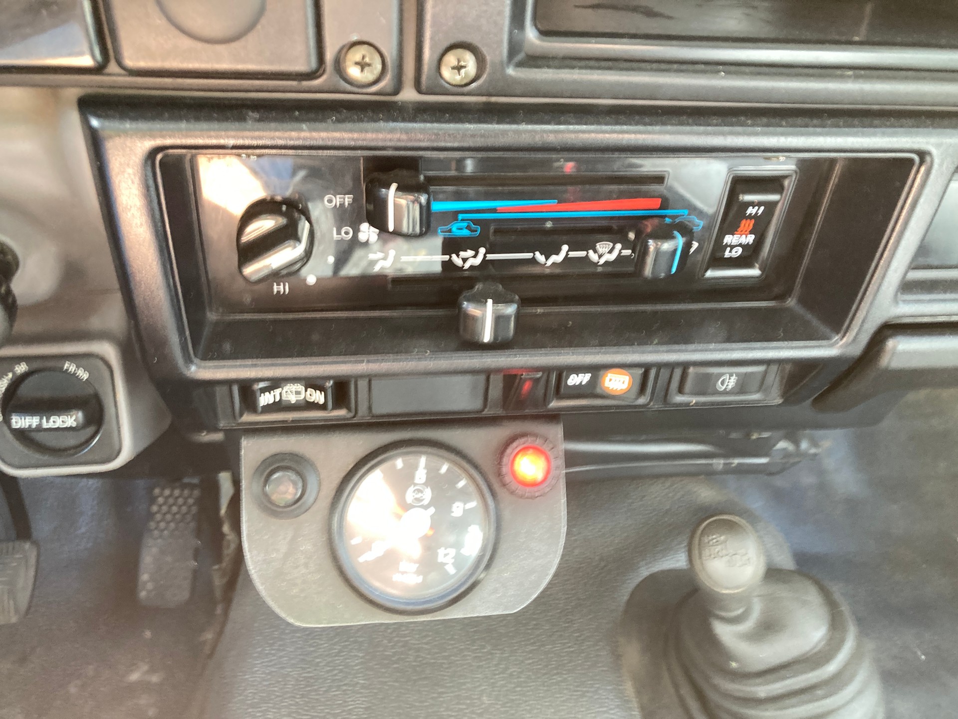 TOYOTA Land Cruiser 400 Hdt Long 4.2D-image-5