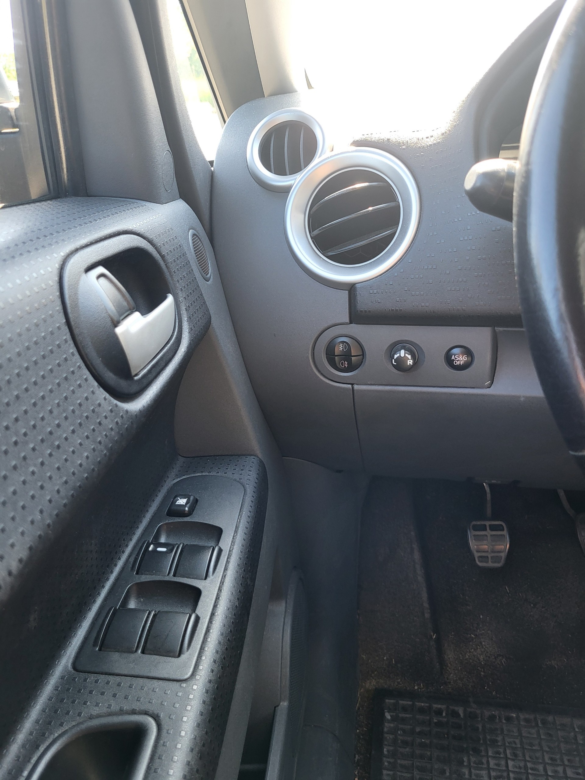 MITSUBISHI Colt 1.3 16V Jubilé (35) ClearTec-image-8