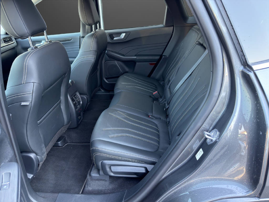 FORD Kuga 2.5 Hybrid Vignale 4x4-image-8