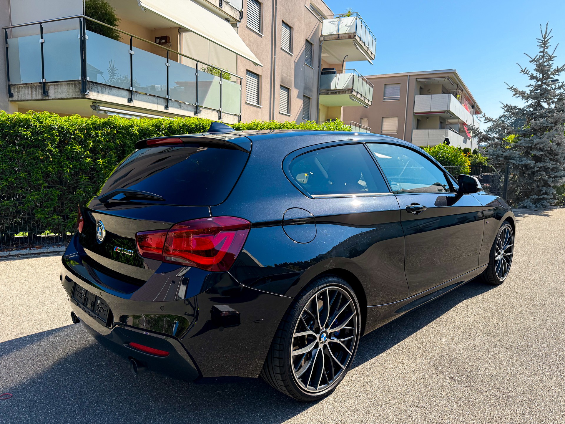 BMW M140i xDrive-image-2