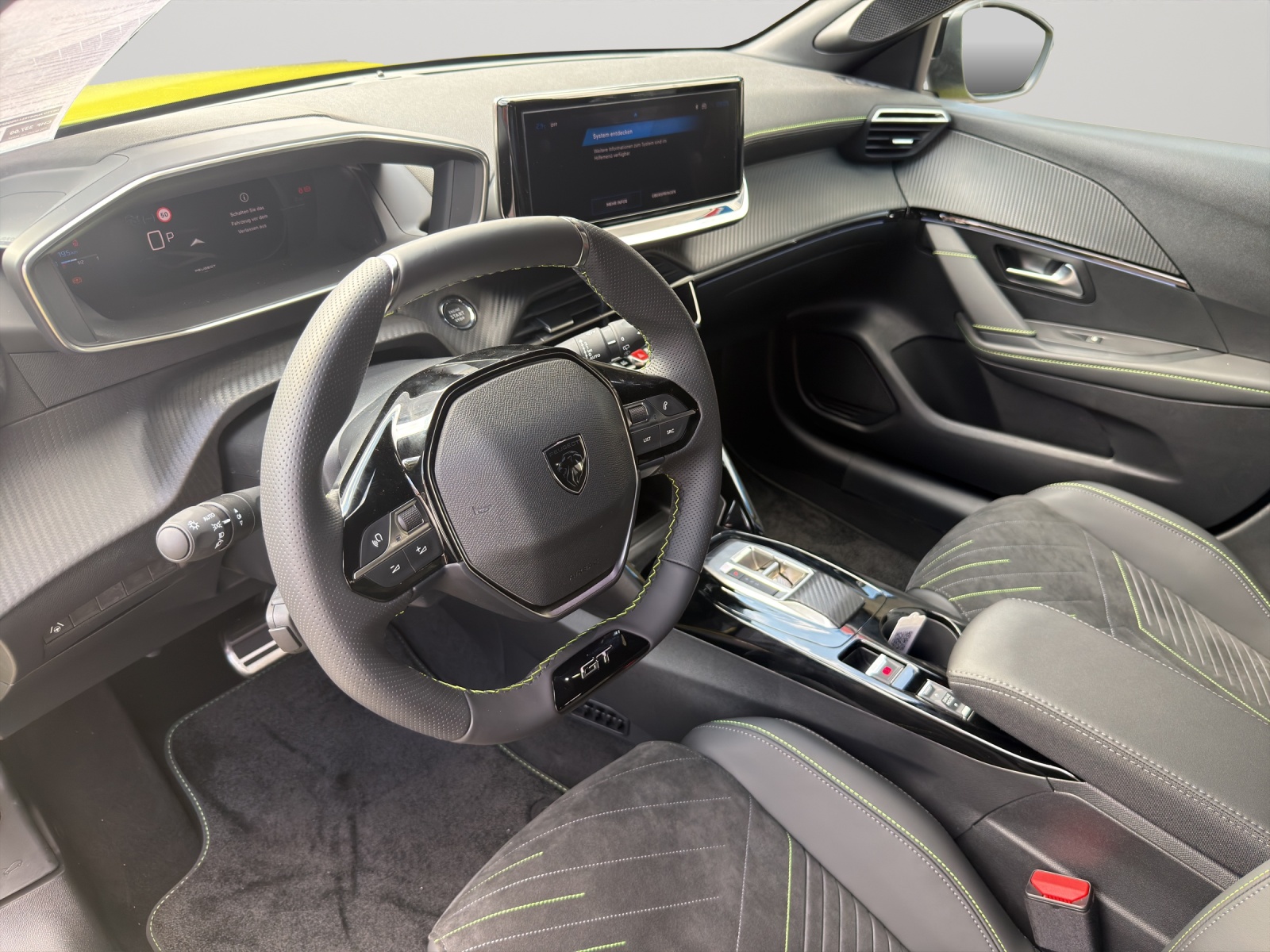 PEUGEOT 208 NEW 1.2 MHEV 145 GT-image-5