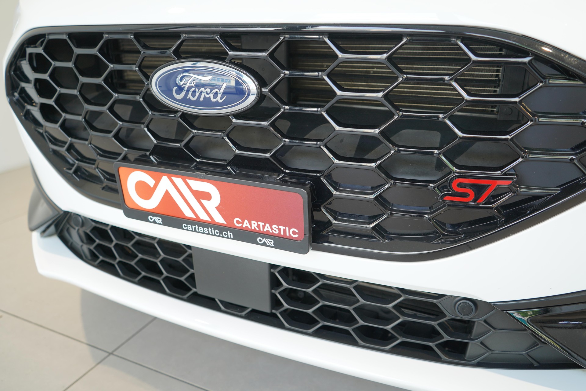 FORD Focus 2.3 EcoB ST X-image-18