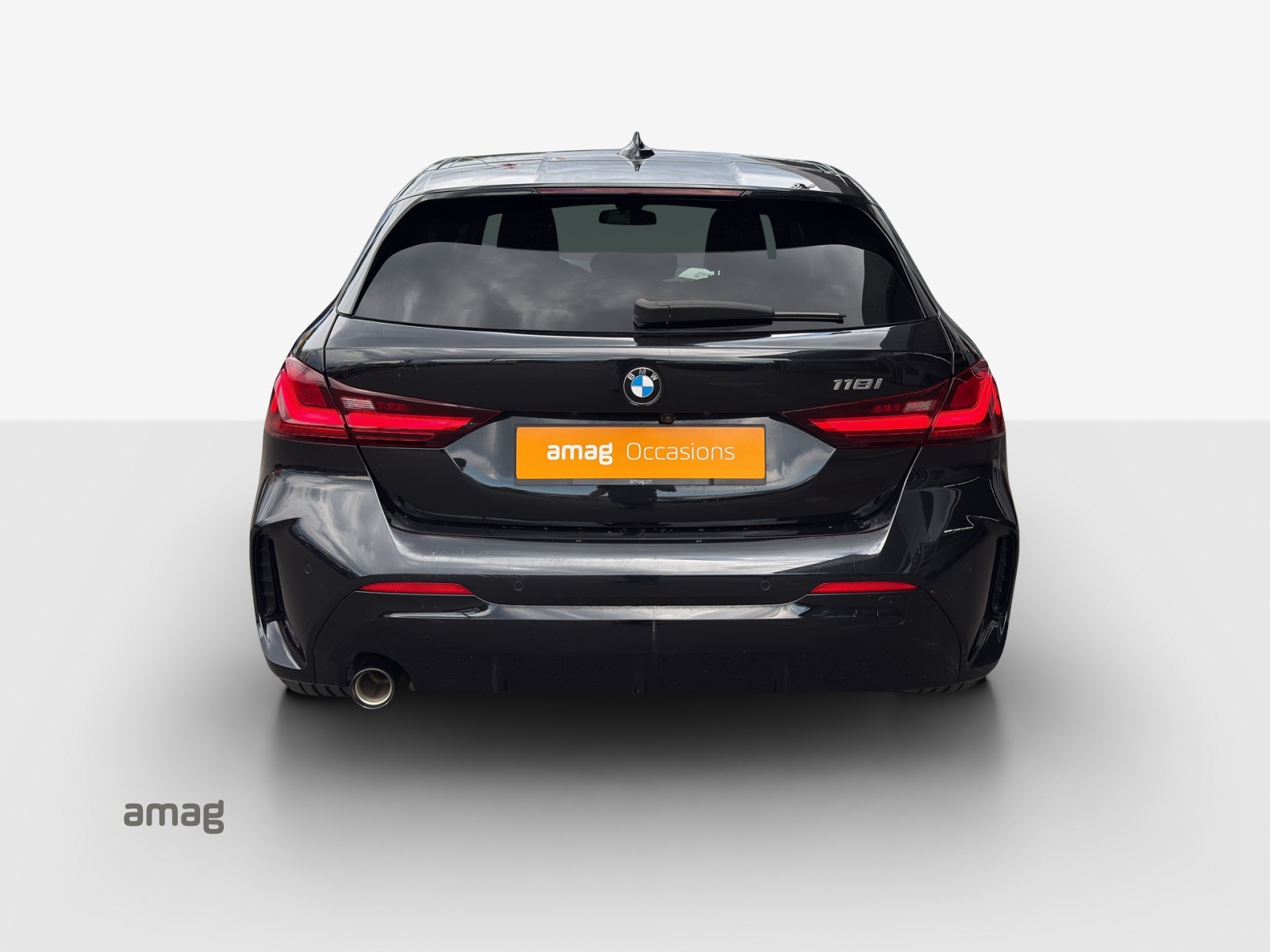 BMW 118i M Sport Steptronic-image-3
