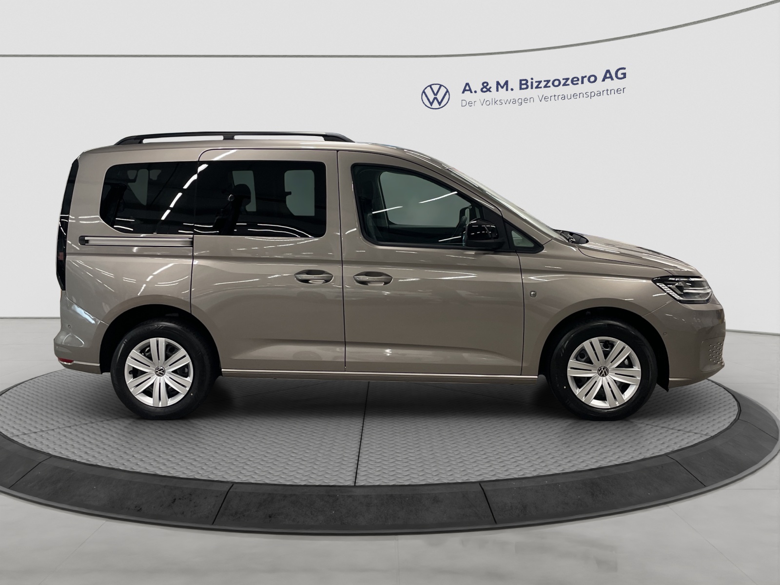 VW Caddy 1.5 TSI Plug in Hybrid Liberty DSG-image-5