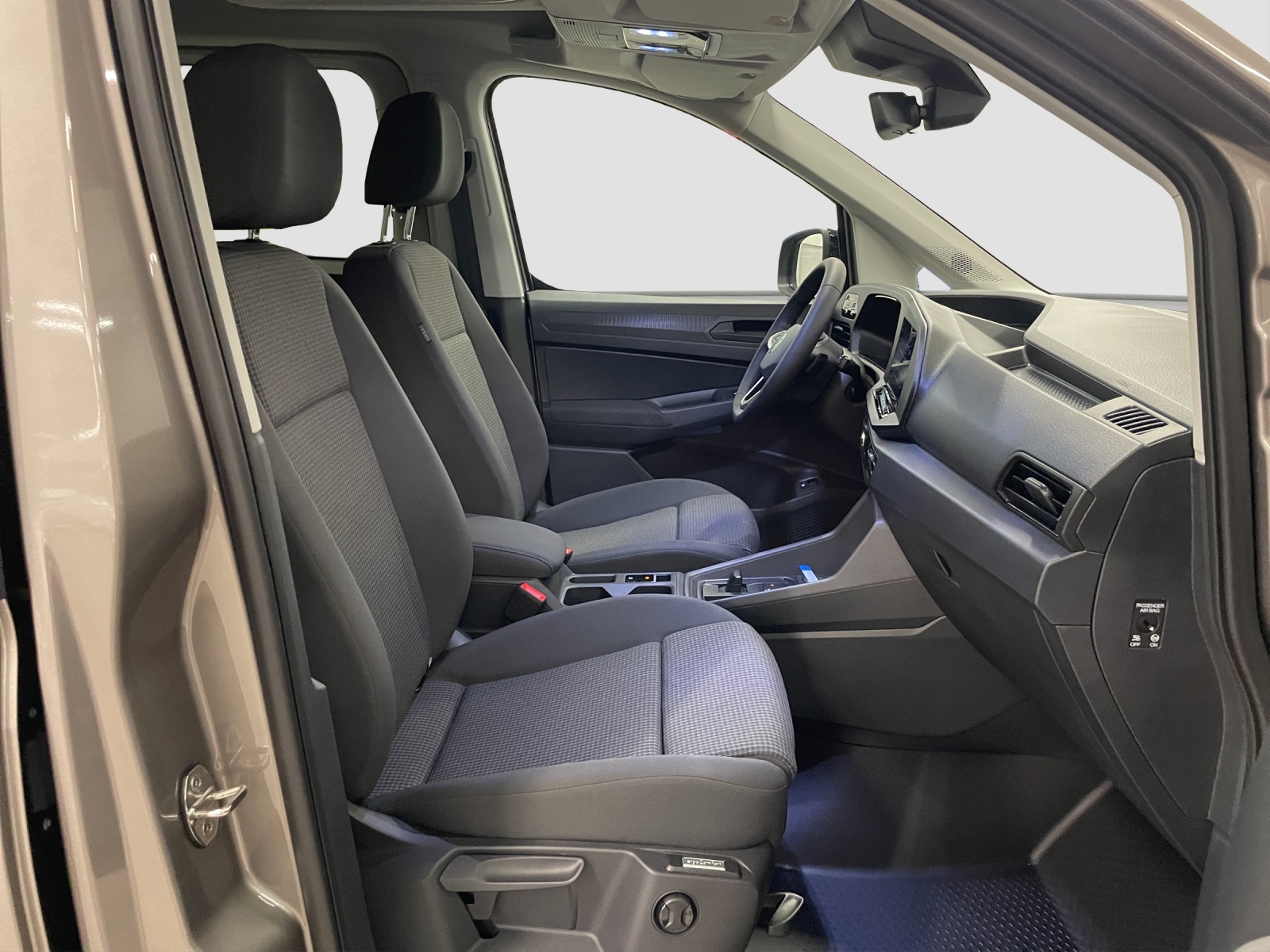 VW Caddy 1.5 TSI Plug in Hybrid Liberty DSG-image-13