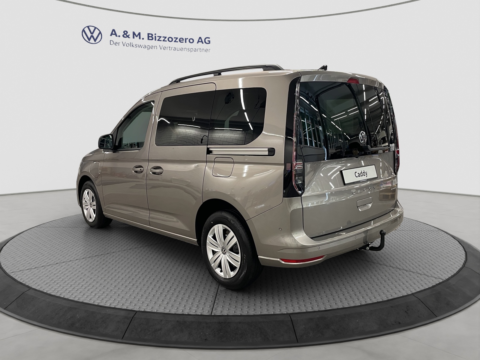 VW Caddy 1.5 TSI Plug in Hybrid Liberty DSG-image-2