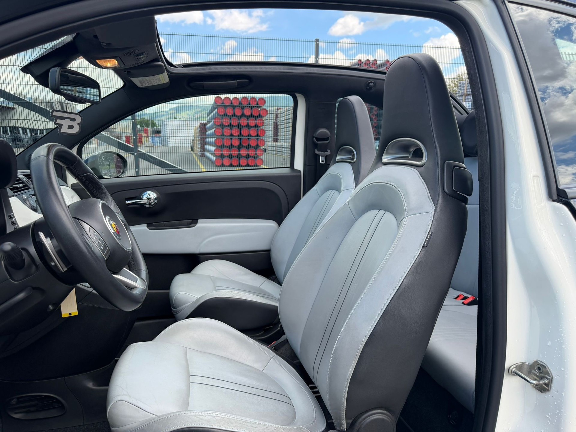 FIAT 500C 1.4 16V Turbo Abarth Dualogic-image-10