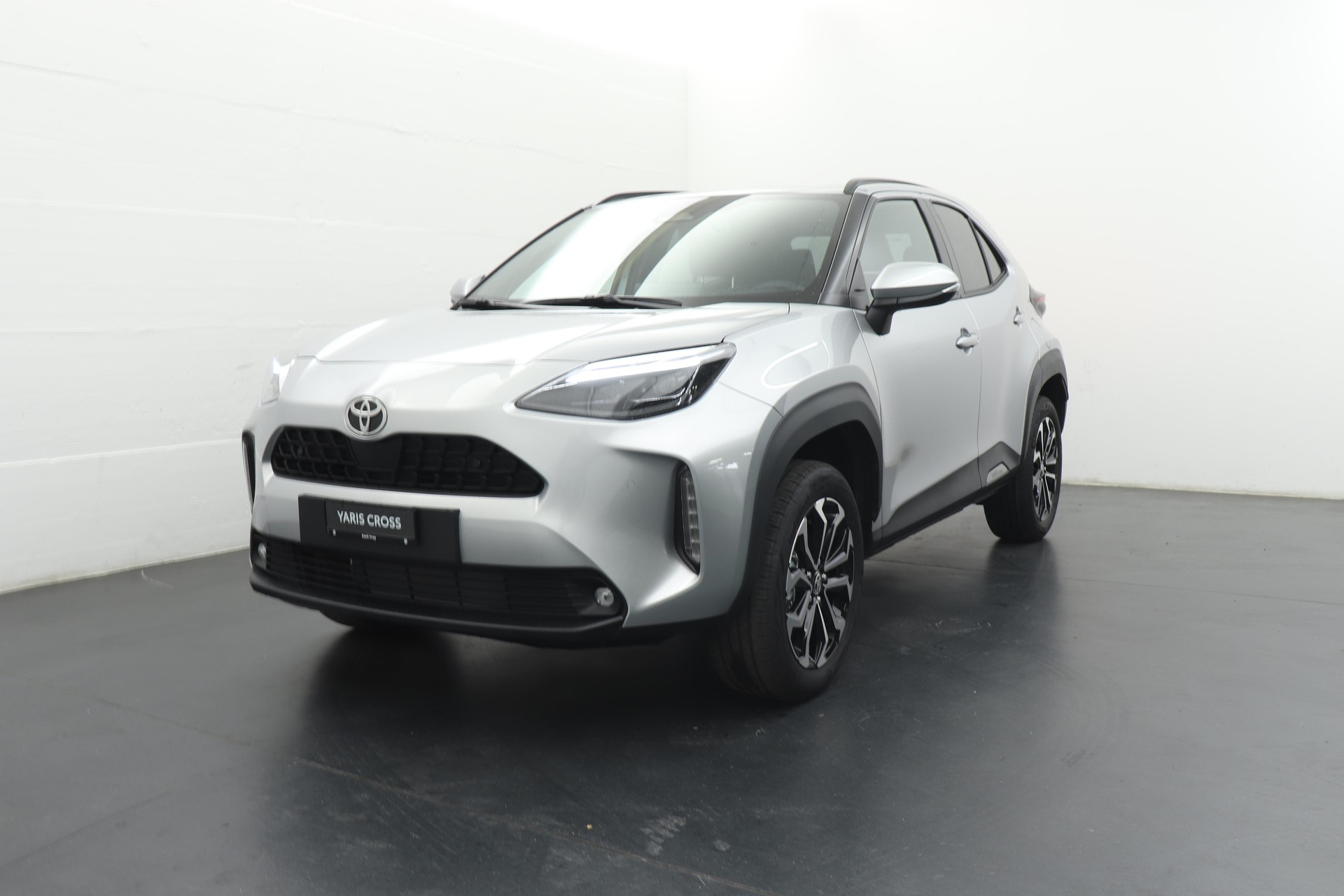 TOYOTA Yaris Cross 1.5 VVT-i HSD Trend AWD-i
