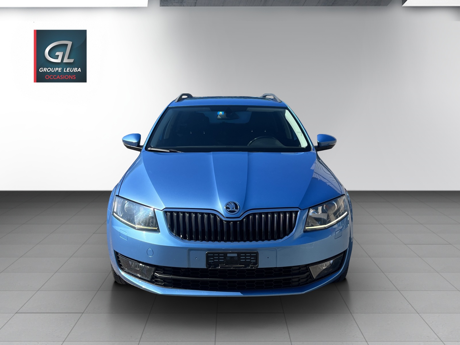 SKODA Octavia Combi 2.0 TDI Style-showroom-element-1