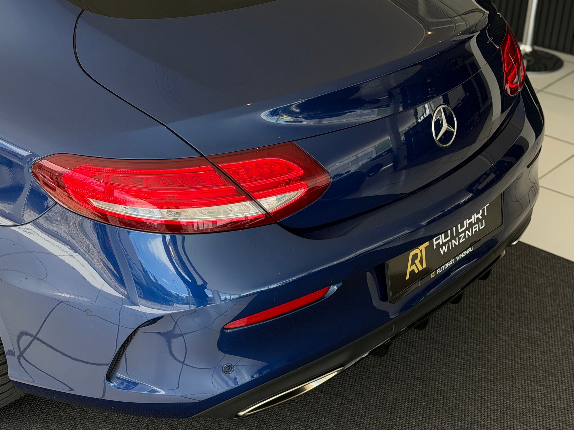 MERCEDES-BENZ C 200 Coupé AMG Line 9G-Tronic **Frisch ab MFK & Service**-image-29