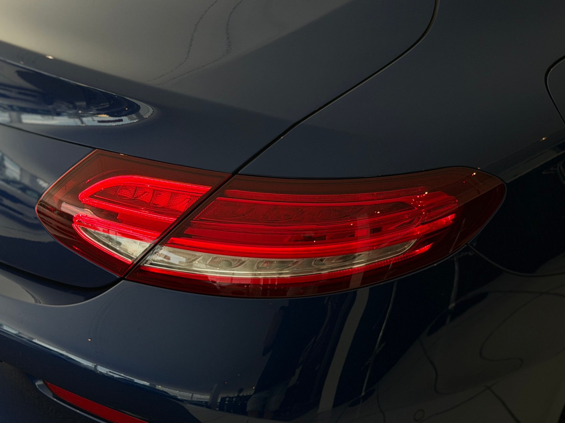 MERCEDES-BENZ C 200 Coupé AMG Line 9G-Tronic **Frisch ab MFK & Service**-image-30