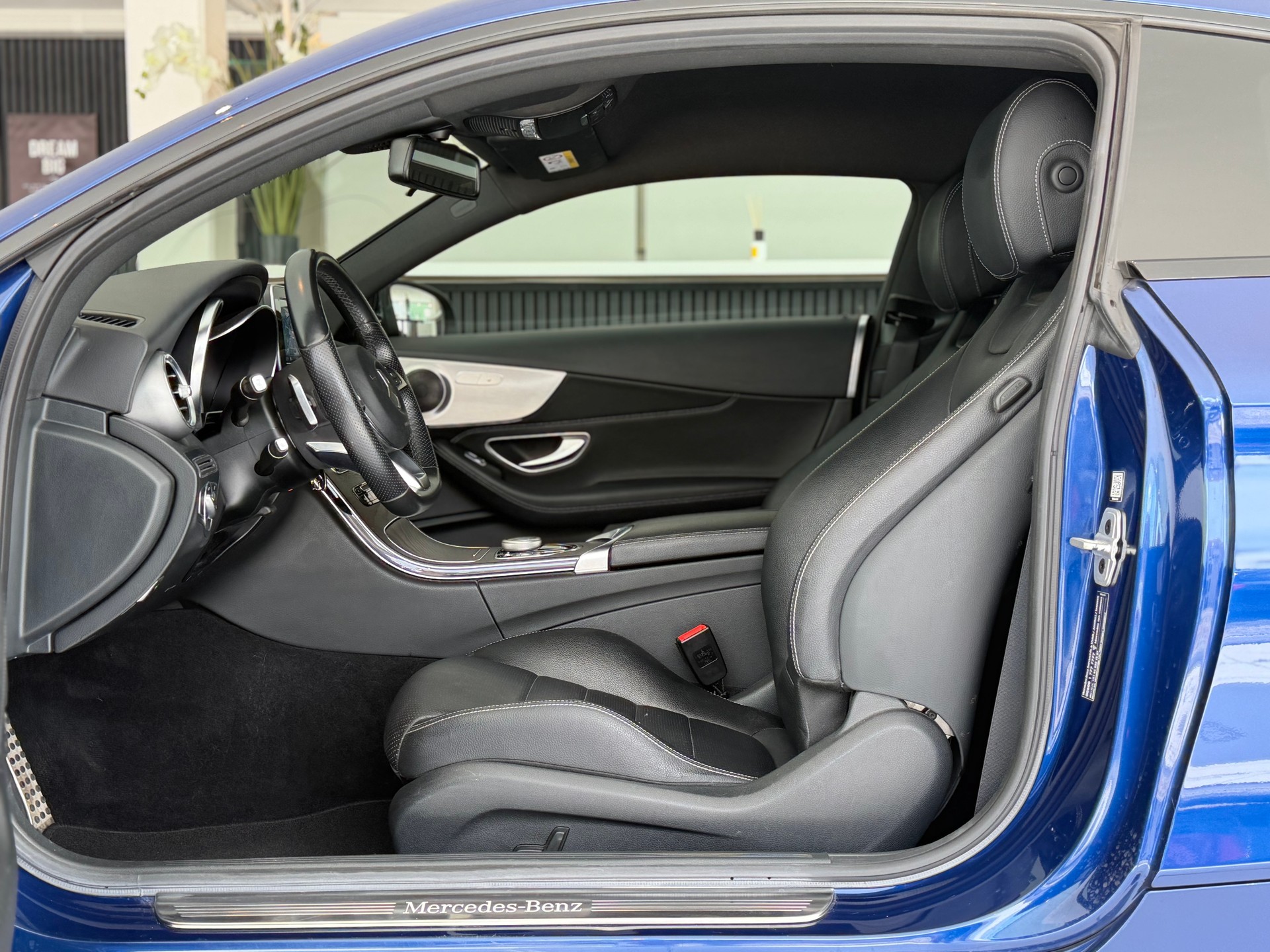 MERCEDES-BENZ C 200 Coupé AMG Line 9G-Tronic **Frisch ab MFK & Service**-image-10