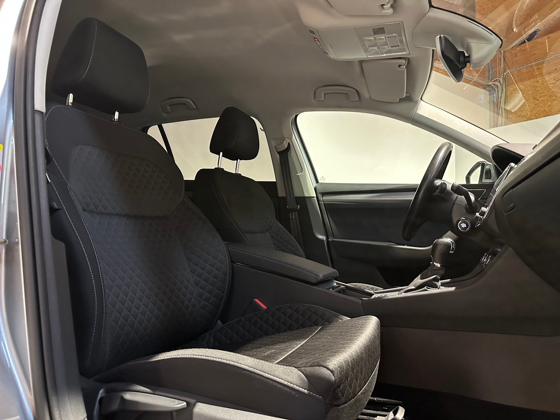 SKODA Superb 1.4 TSI Style PHEV DSC/1. Hand/Lückenlos Skoda-Servicegepflegt/1. Jahr Garantie/AHK El.. abschwenkbar/8 x Aluräder uvm.-image-14