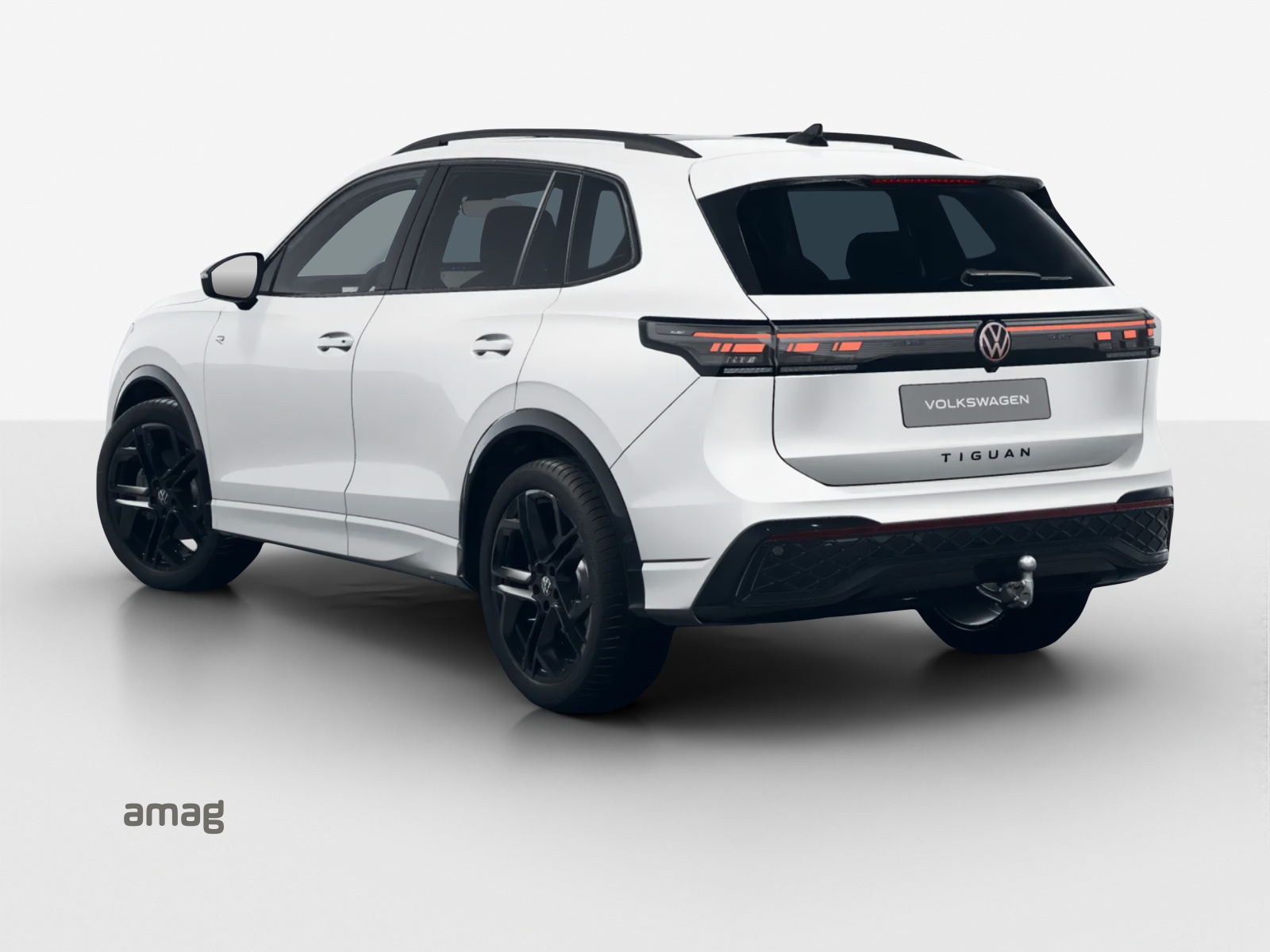 VW Tiguan 2.0 TSI DSG R-Line Plus 4Motion-image-2