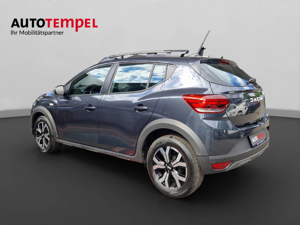 DACIA Sandero 1.0 TCe Stepway Expres-image-2