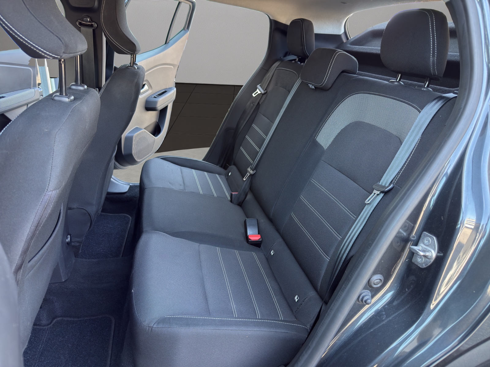 DACIA Sandero TCe 90 Expression CVT-image-12
