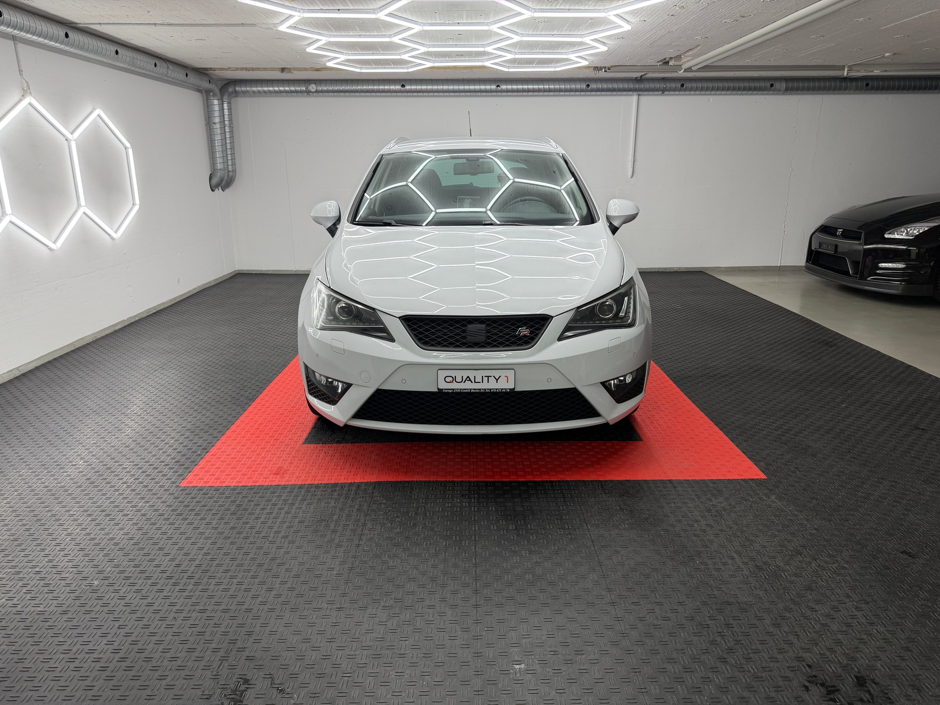 SEAT Ibiza ST 1.2 TSI FR Viva DSG-image-1