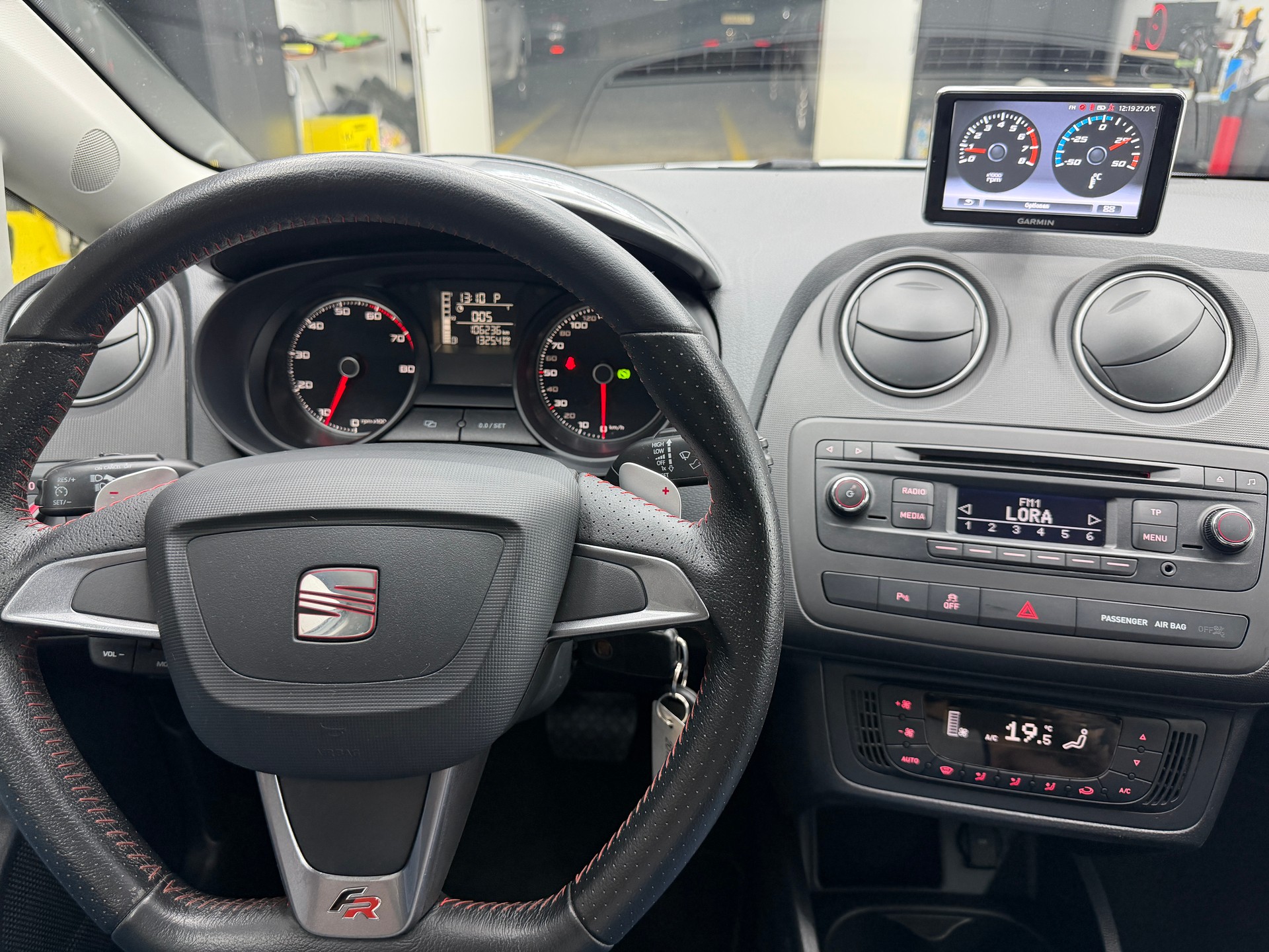 SEAT Ibiza ST 1.2 TSI FR Viva DSG-image-9
