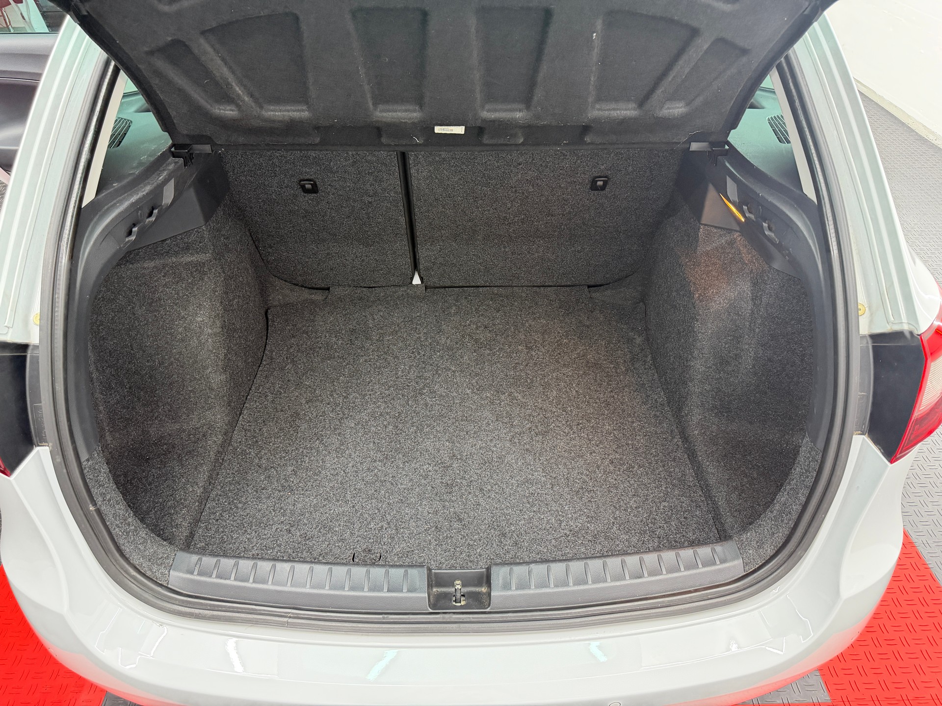 SEAT Ibiza ST 1.2 TSI FR Viva DSG-image-14