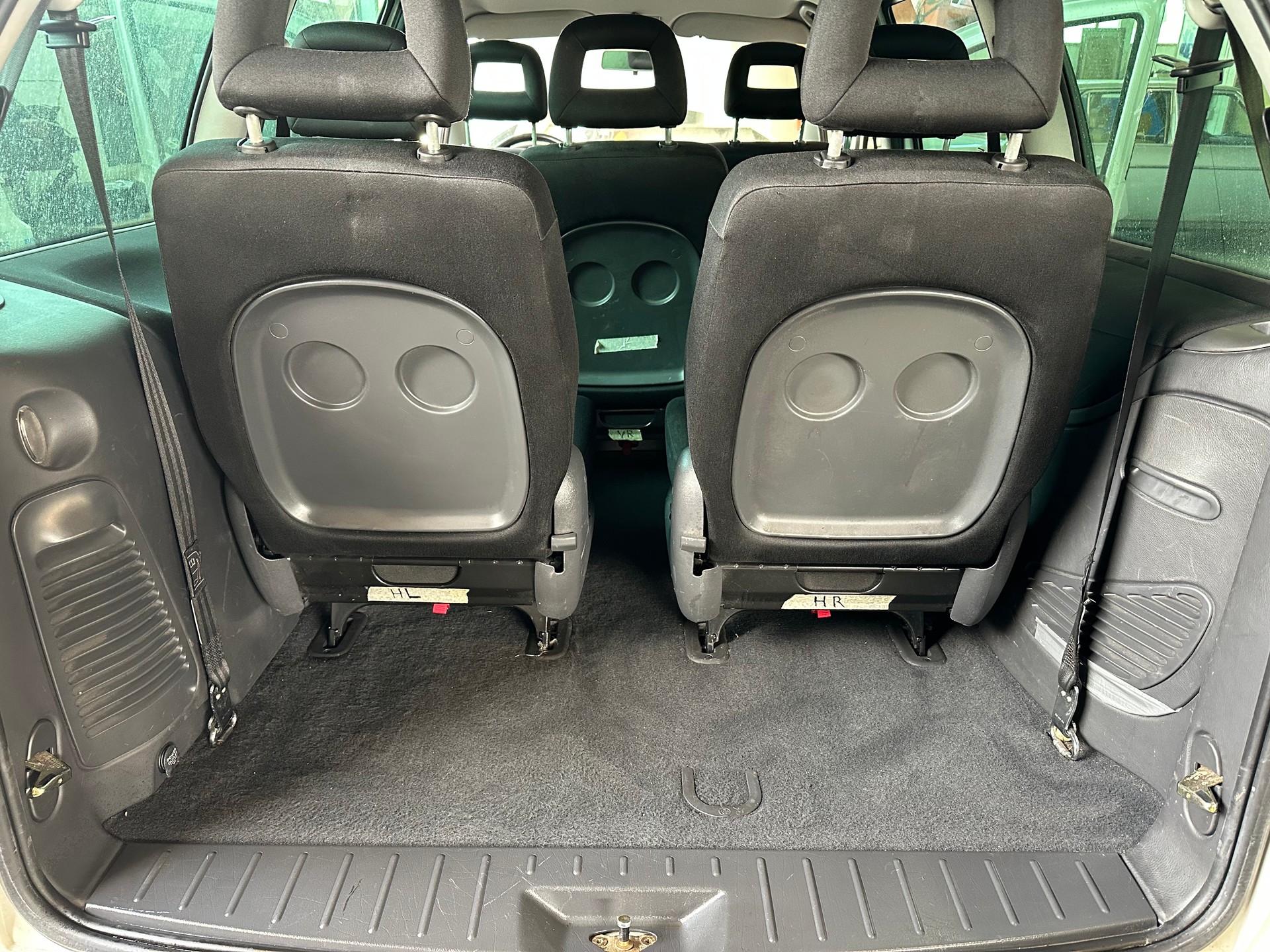 SEAT Alhambra 2.8 VR6 Sport 4x4-image-13