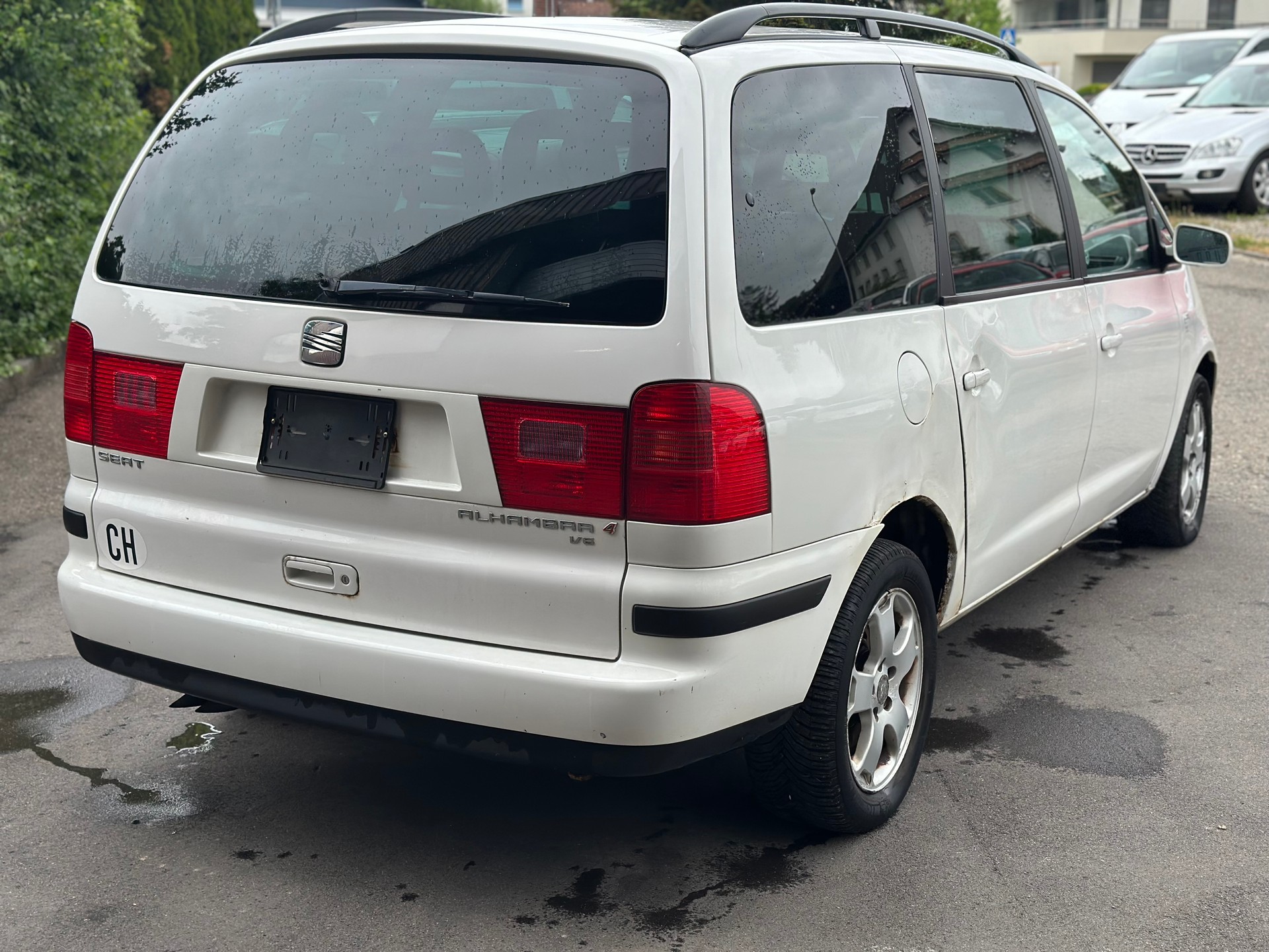 SEAT Alhambra 2.8 VR6 Sport 4x4-image-3