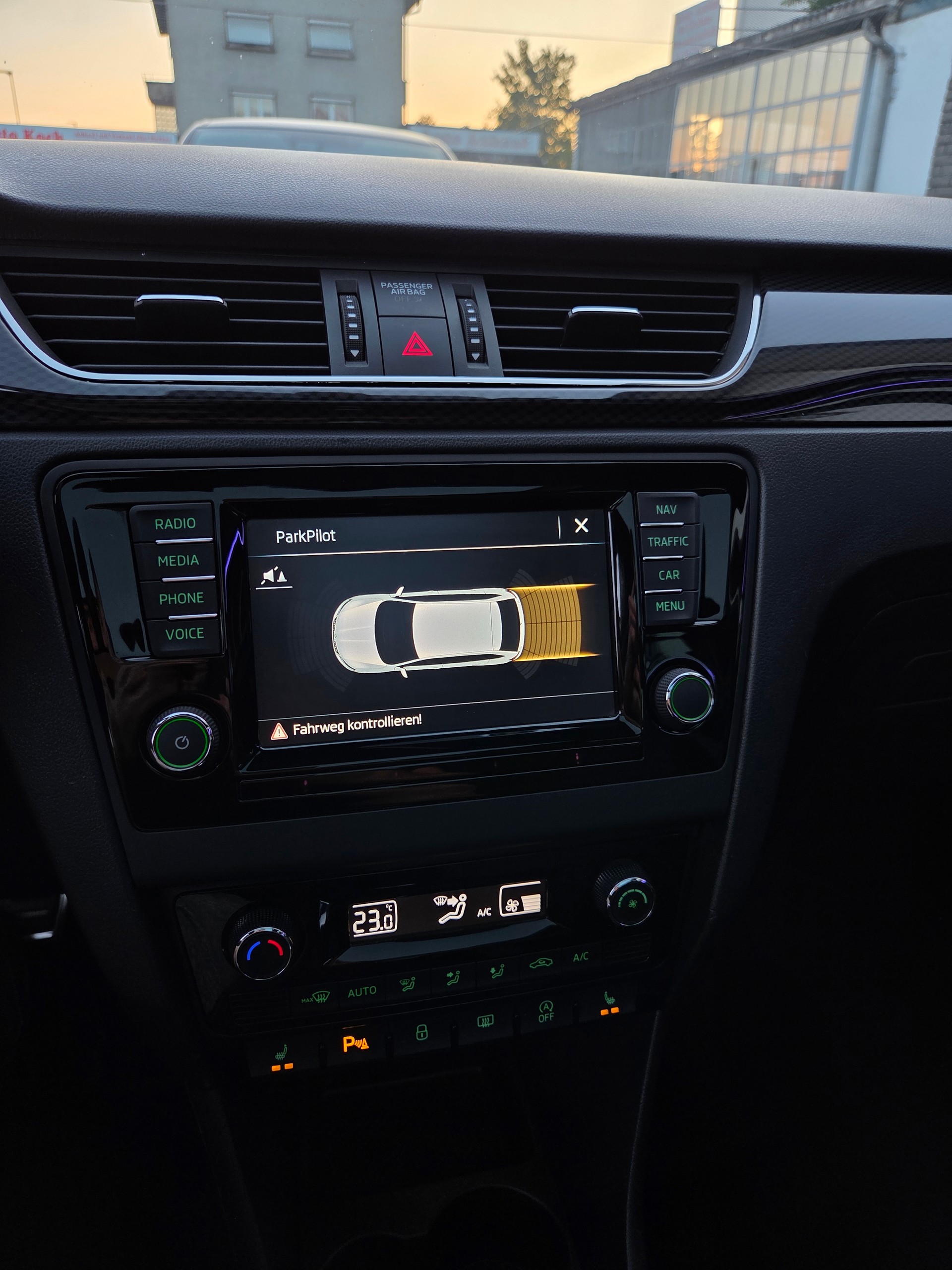 SKODA Rapid Spaceback 1.0 TSI Monte Carlo DSG-image-20