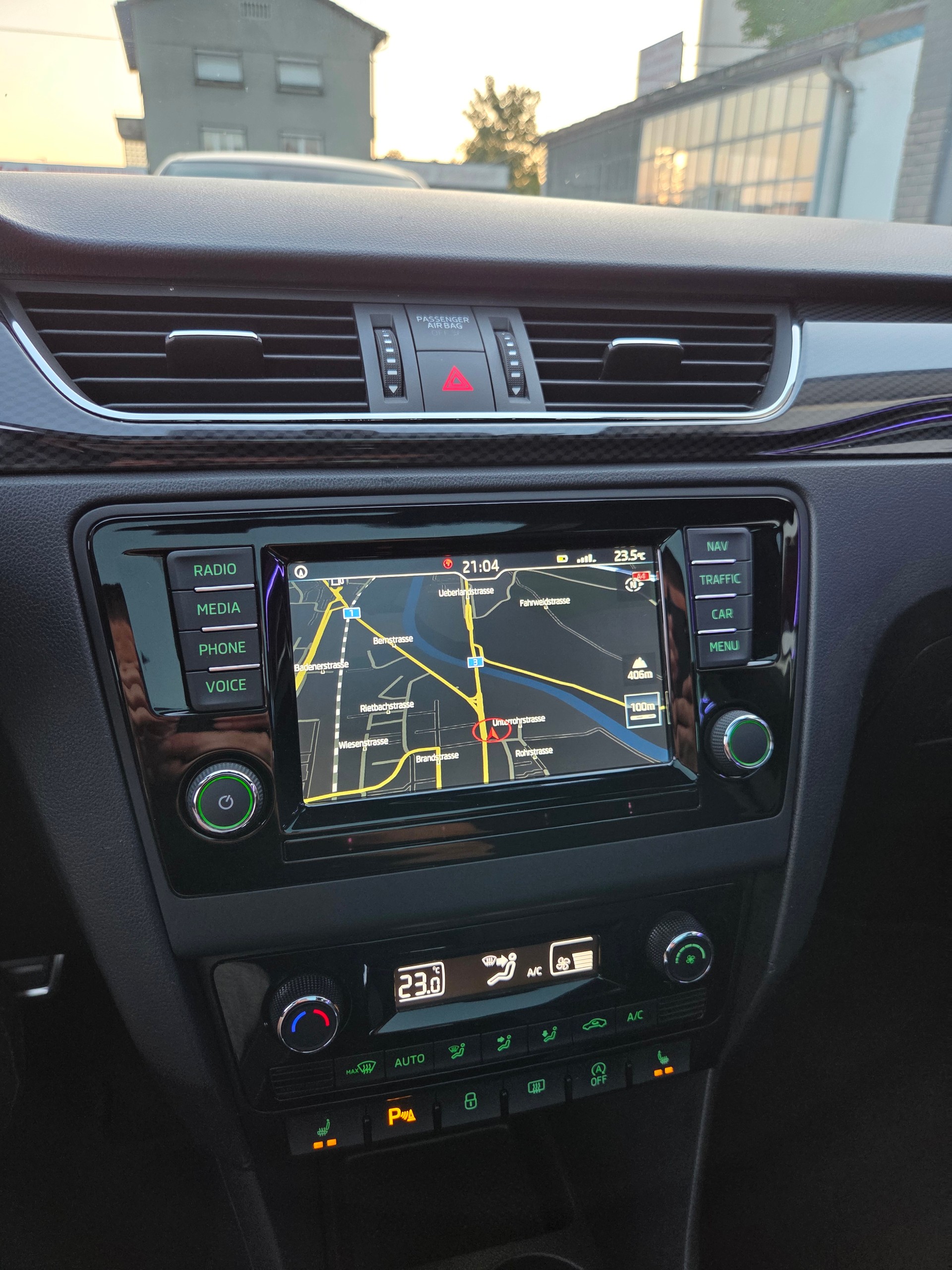 SKODA Rapid Spaceback 1.0 TSI Monte Carlo DSG-image-19