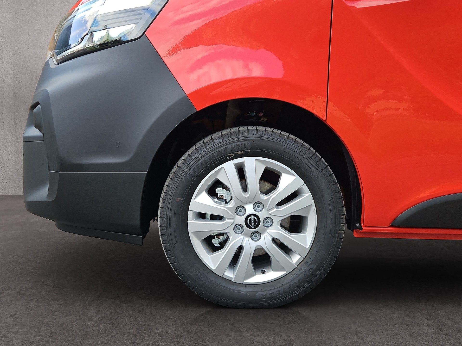 NISSAN Primastar DCT 170 L1H1 Tekna 8Plätzer FT-image-22