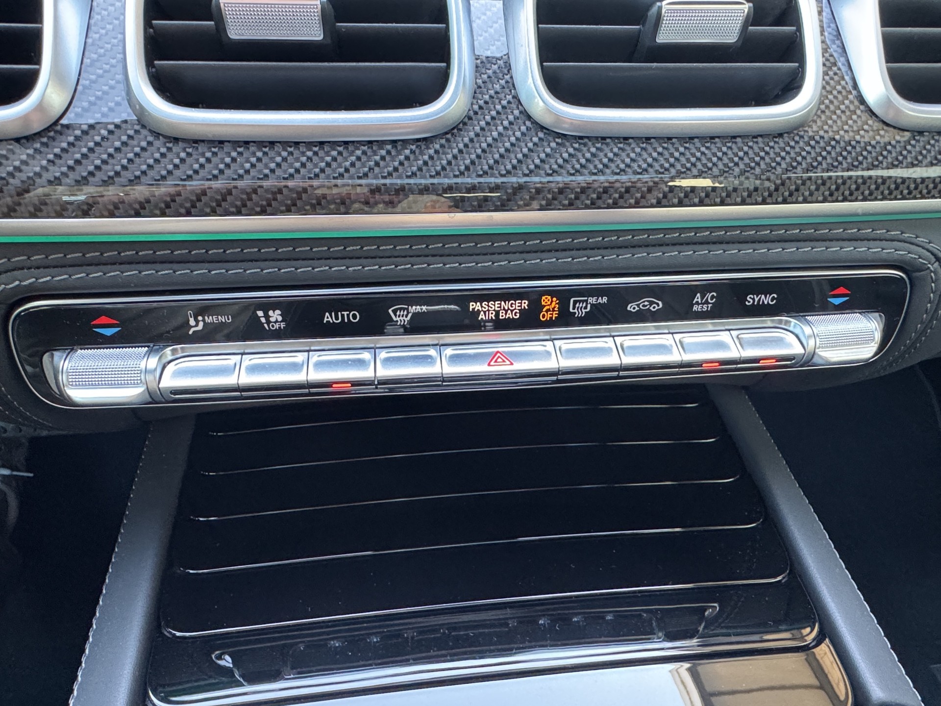 MERCEDES-BENZ GLE 63 S AMG 4matic+ Coupé-image-22