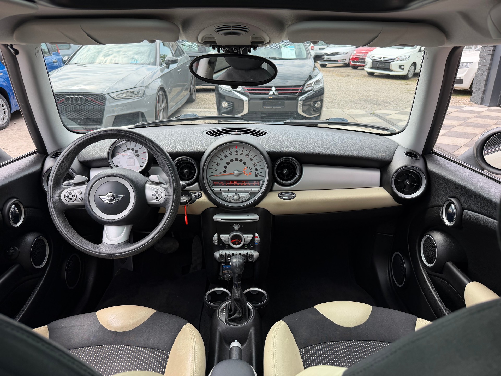 MINI Cooper-image-14