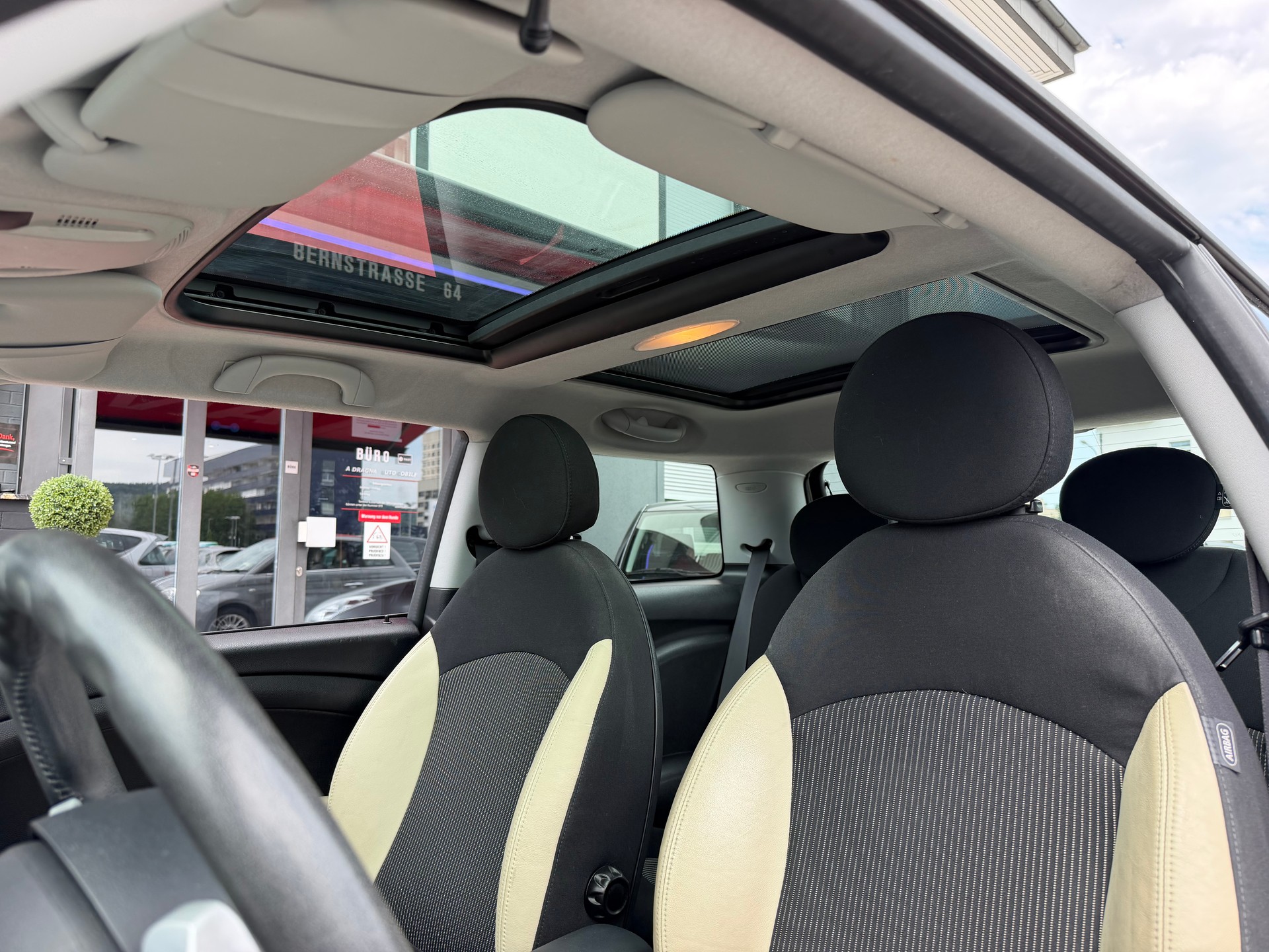 MINI Cooper-image-12