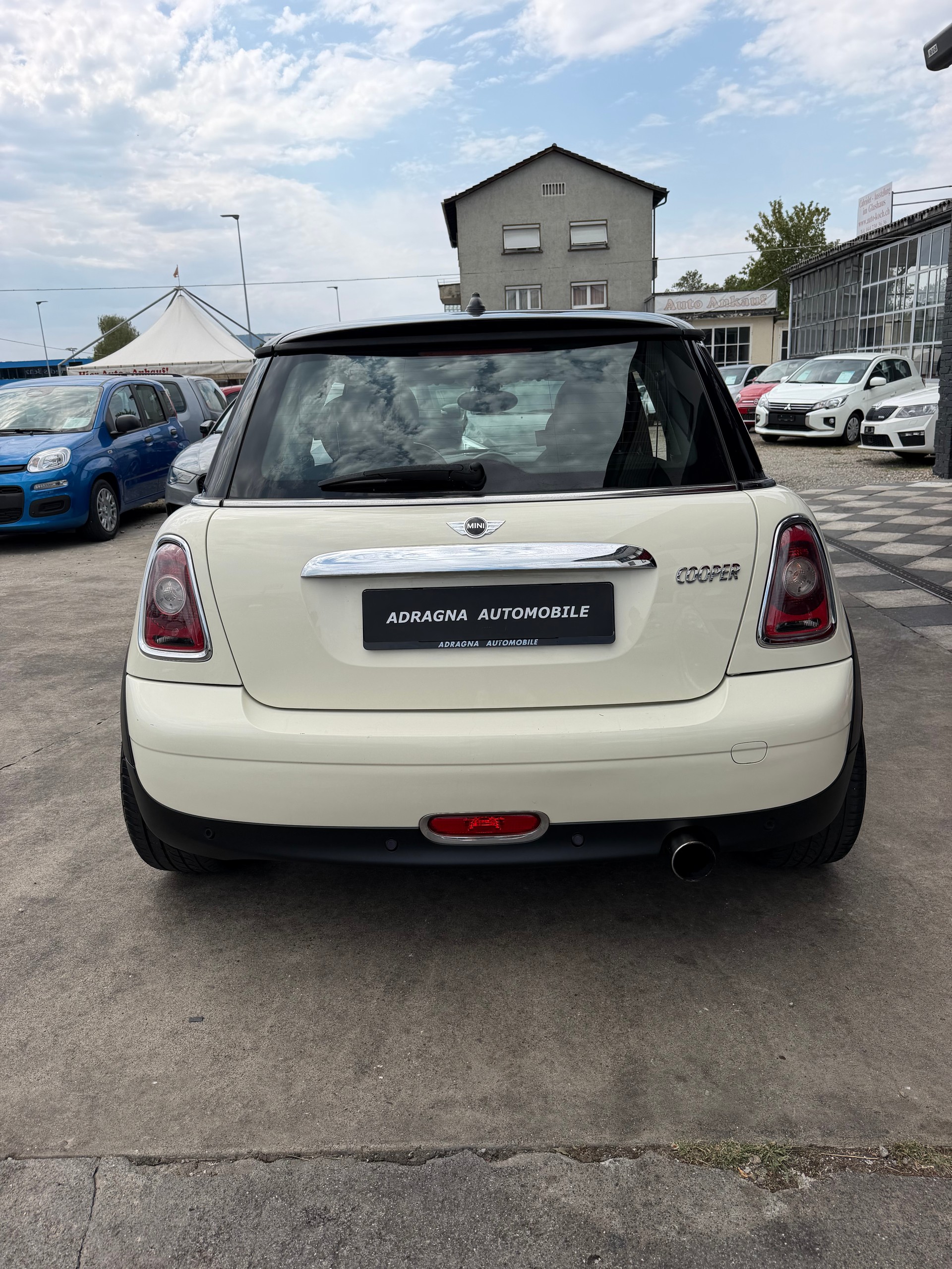 MINI Cooper-image-6