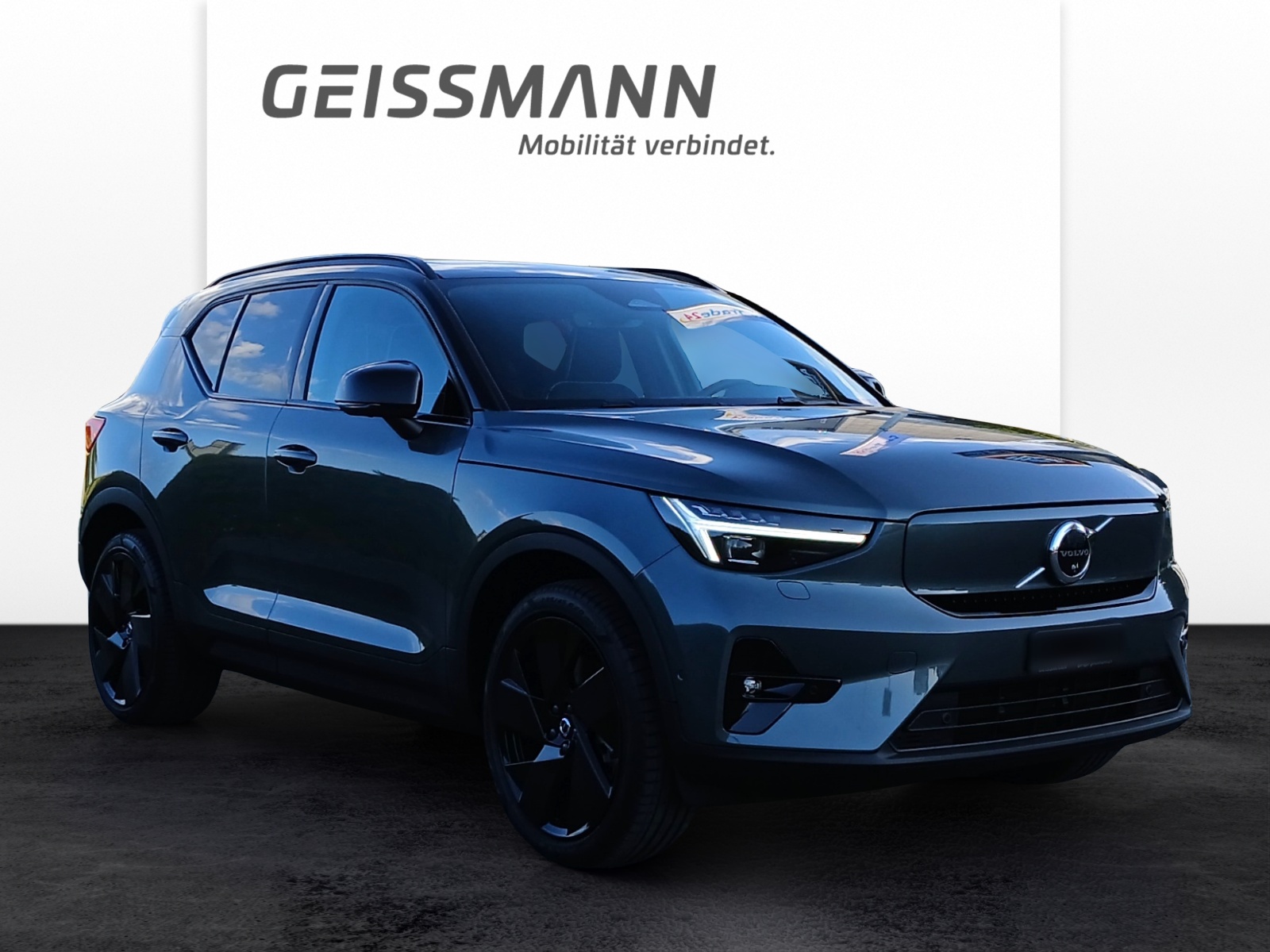 VOLVO EX40 Twin Performance Ultra AWD-showroom-element-1