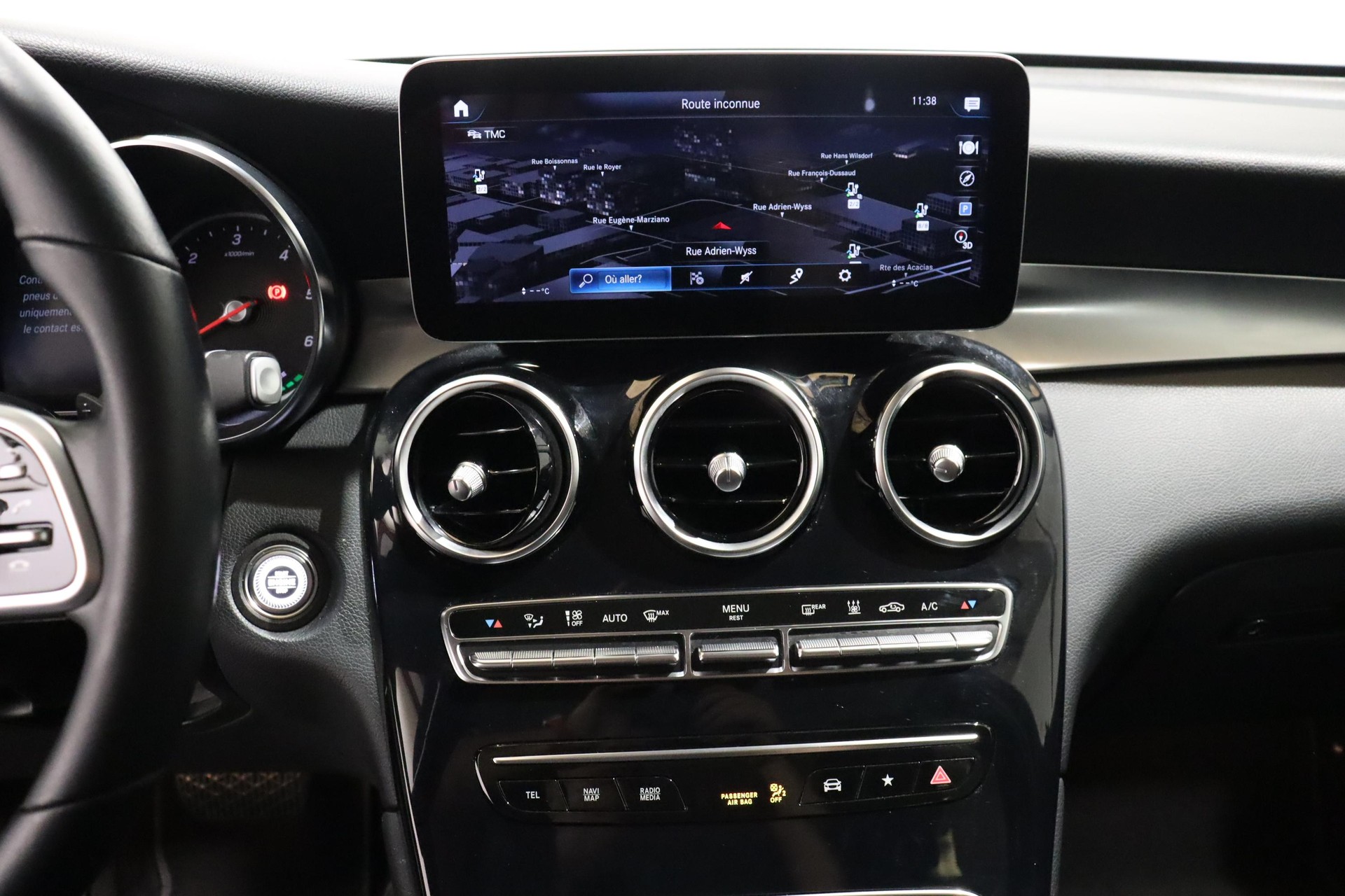 MERCEDES-BENZ GLC 300 de 4m-image-18