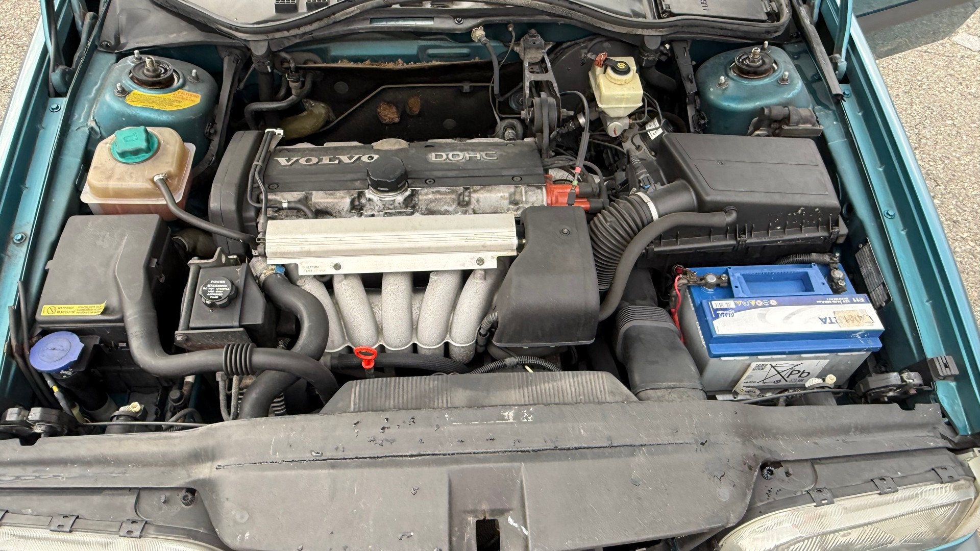 VOLVO 850 2.5-image-14