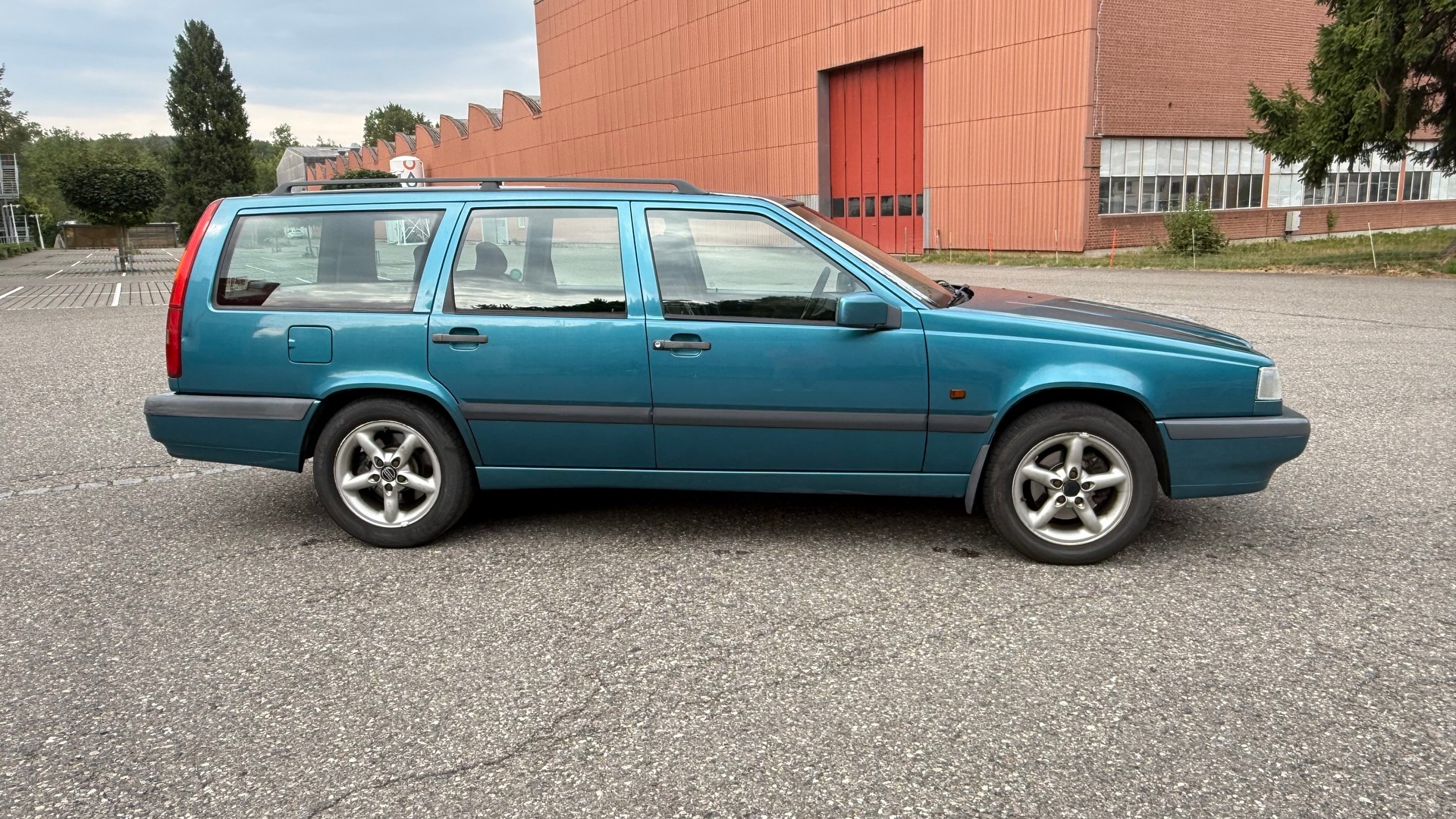 VOLVO 850 2.5-image-6