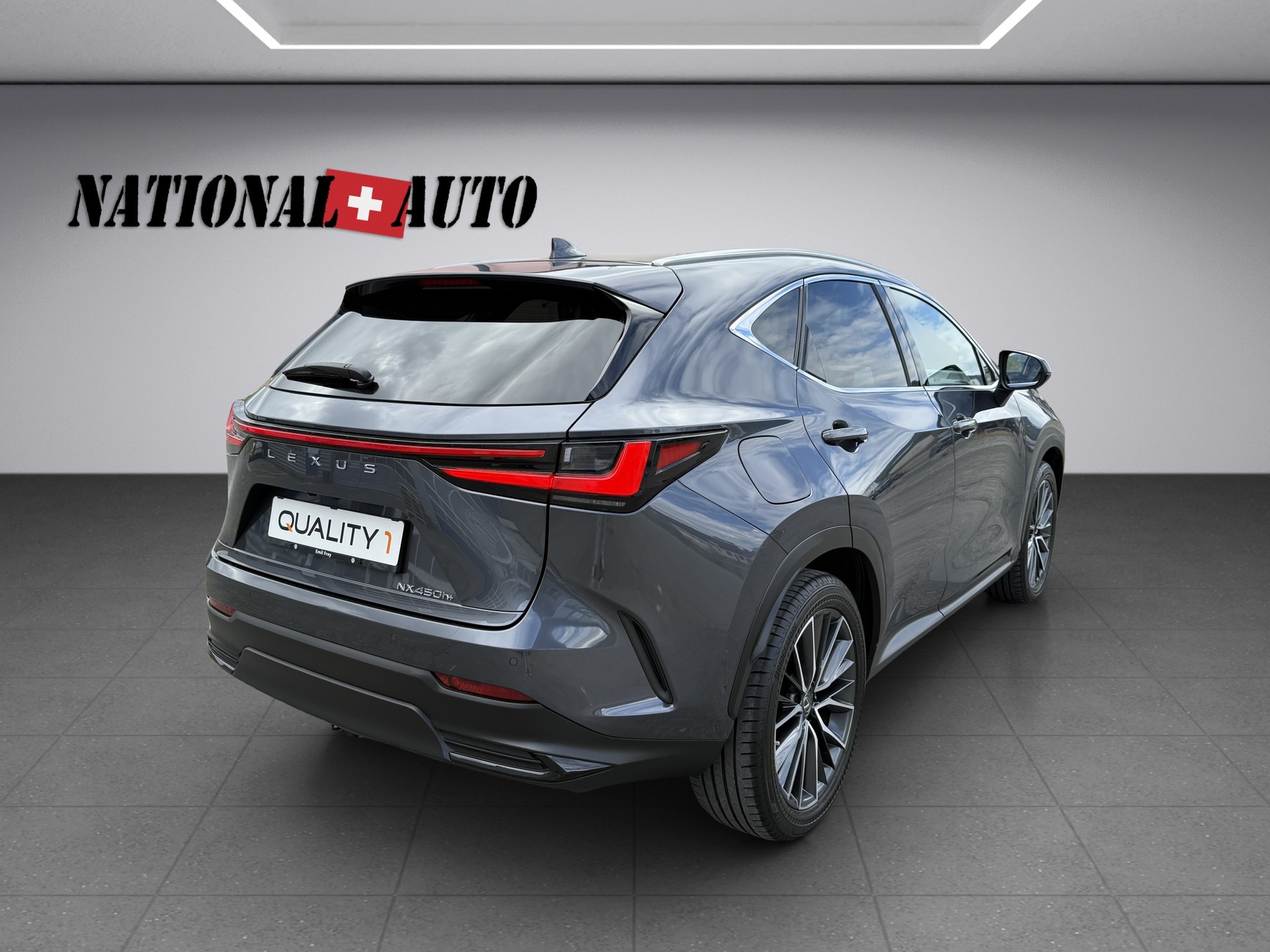 LEXUS NX 450h+ E-FOUR Excellence-image-4