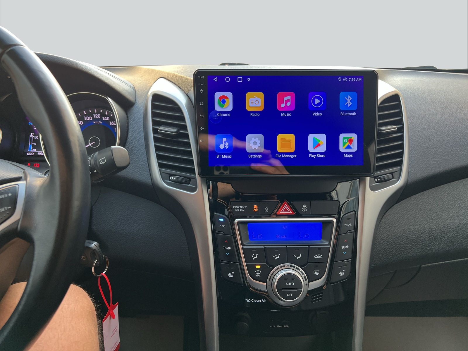 HYUNDAI i30 1.6 GDI Style-image-12
