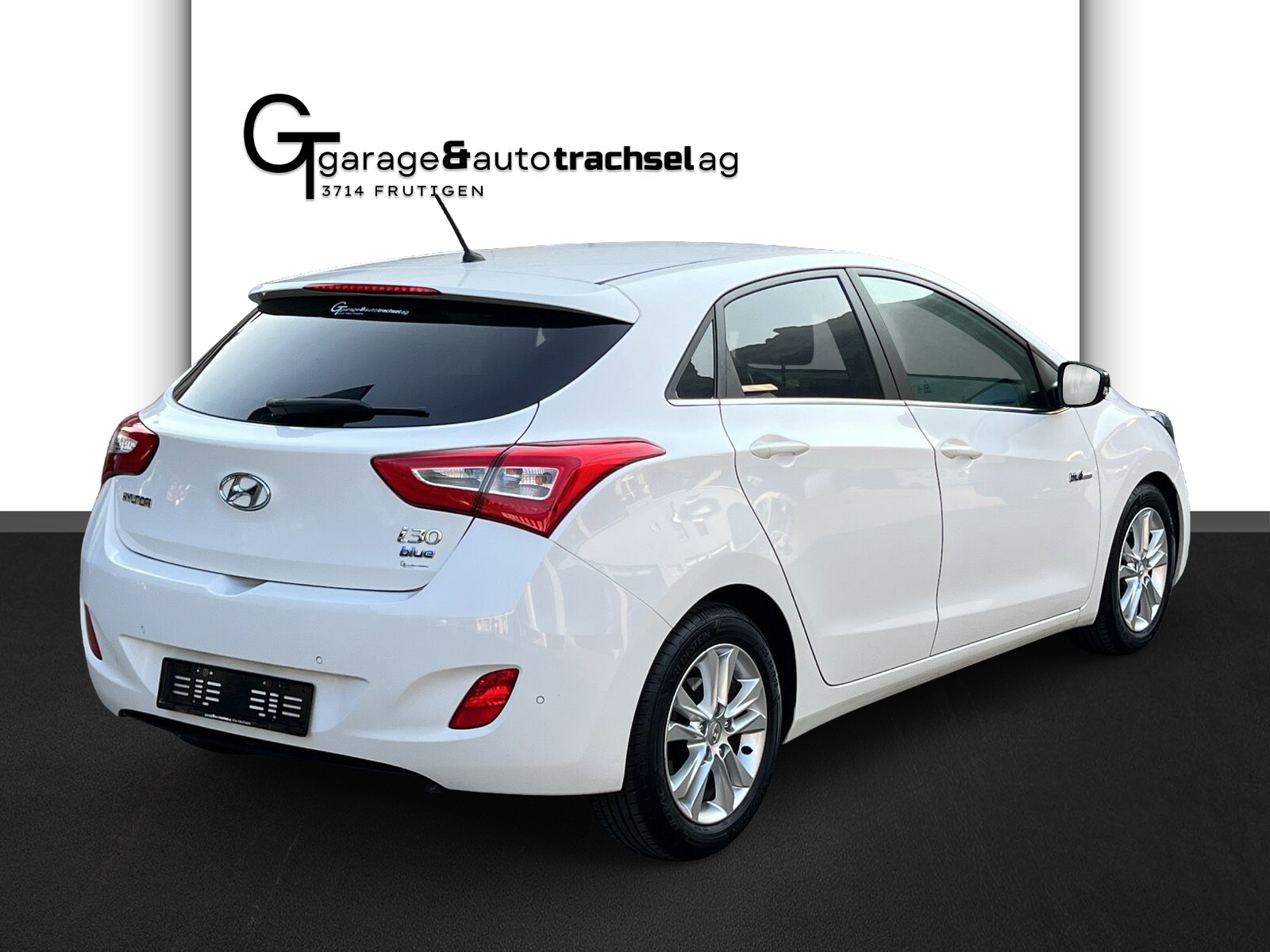 HYUNDAI i30 1.6 GDI Style-image-4