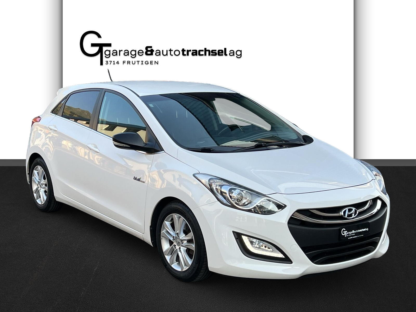 HYUNDAI i30 1.6 GDI Style-image-6
