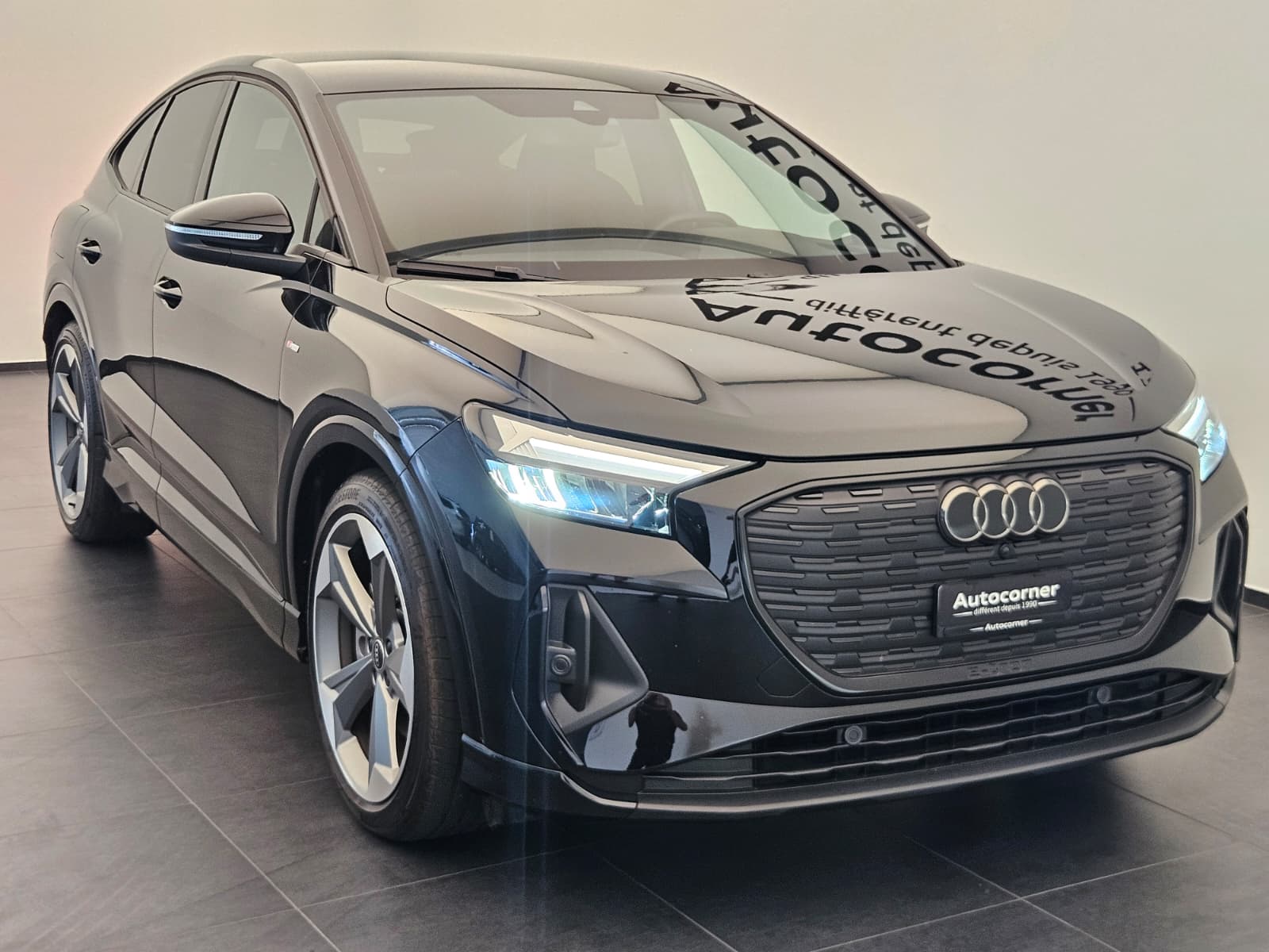AUDI Q4 Sportback e-tron 50 quattro-image-4