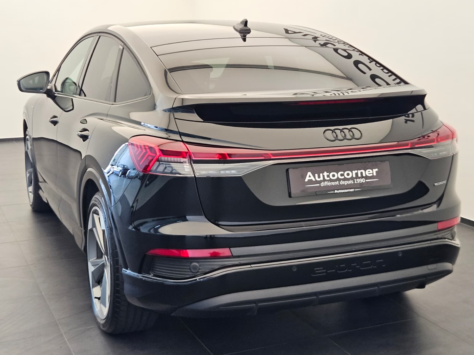 AUDI Q4 Sportback e-tron 50 quattro-image-8