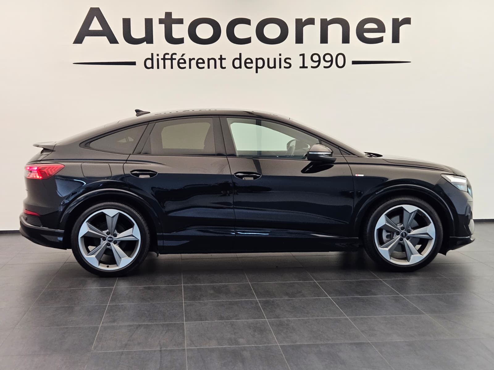 AUDI Q4 Sportback e-tron 50 quattro-image-5