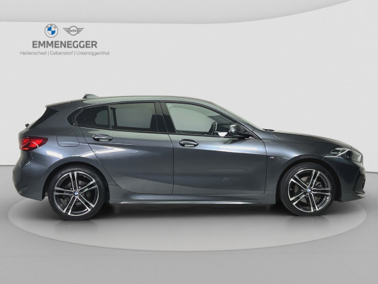 BMW 118i M Sport Steptronic-image-5