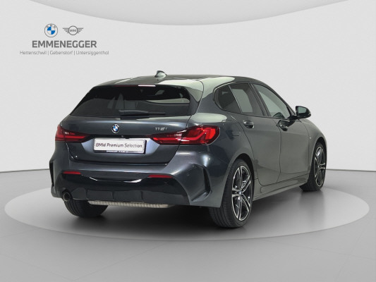 BMW 118i M Sport Steptronic-image-4