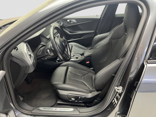 BMW 118i M Sport Steptronic-image-8