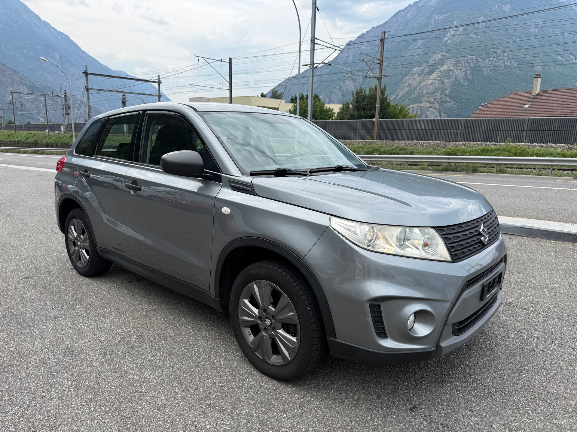 SUZUKI Vitara 1.6 Unico-image-4