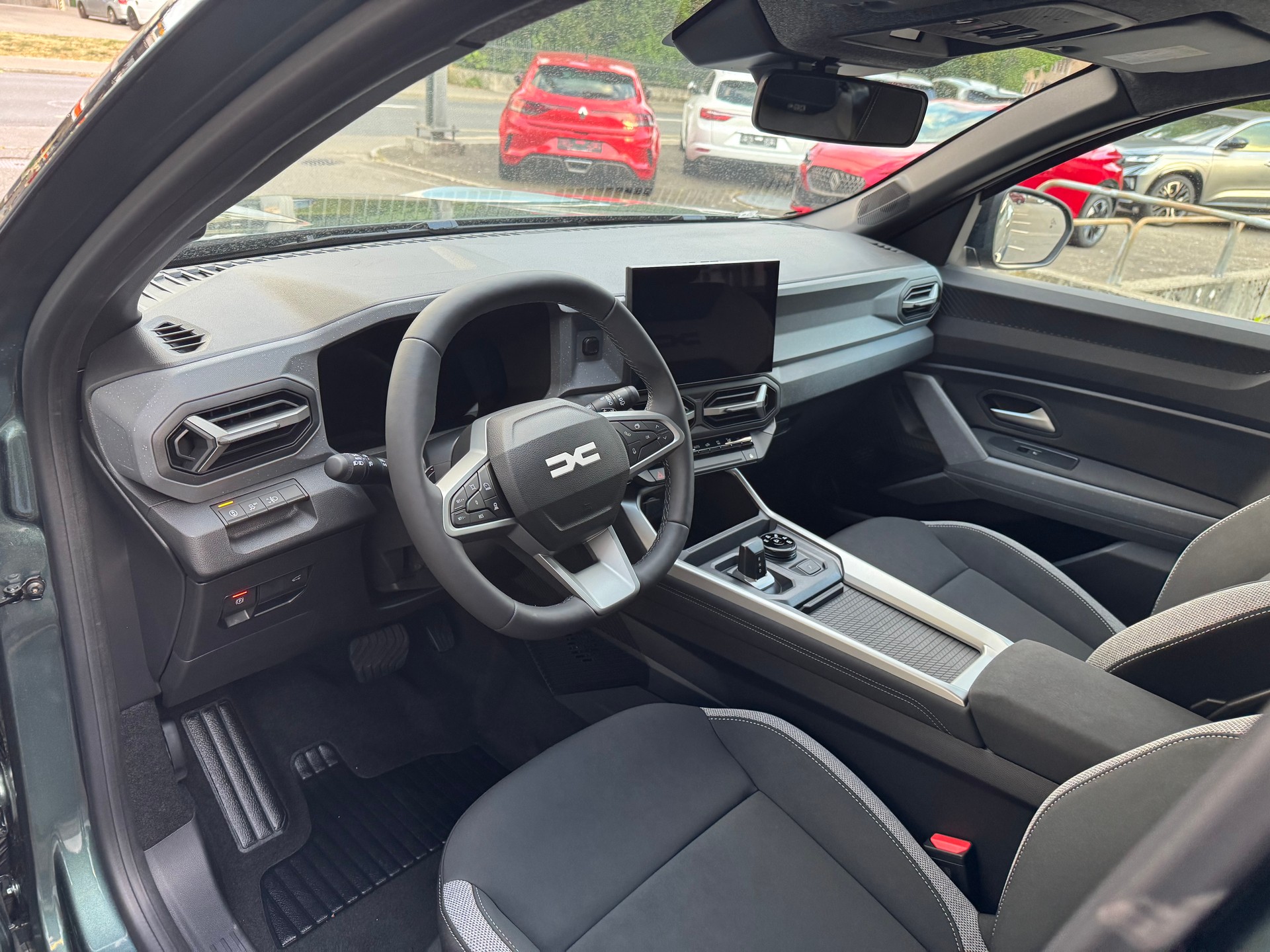 DACIA Bigster TCe Hybrid 150 48V Journey 4x4-image-12