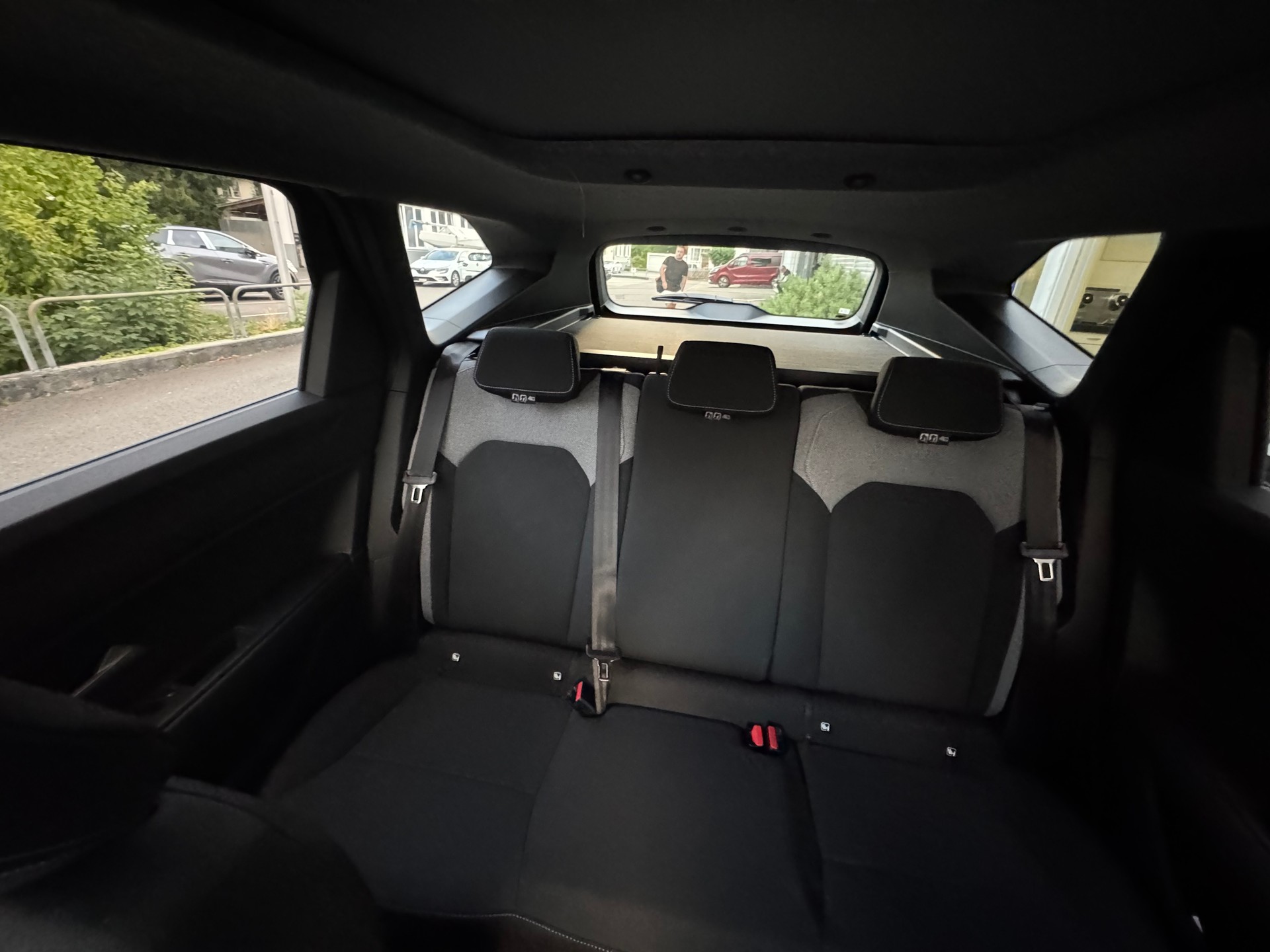 DACIA Bigster TCe Hybrid 150 48V Journey 4x4-image-14